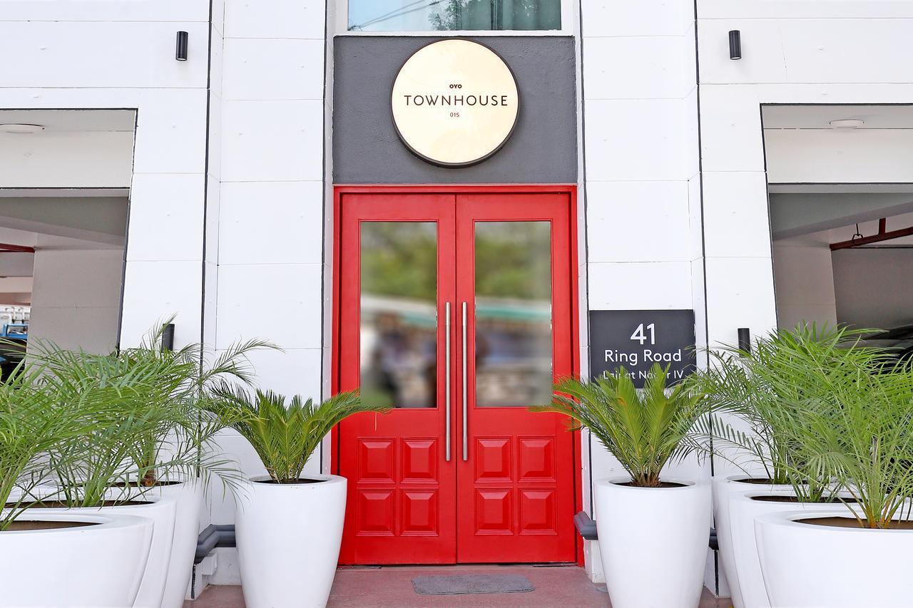 Oyo Townhouse 015 Lajpat Nagar Nova Deli Exterior foto